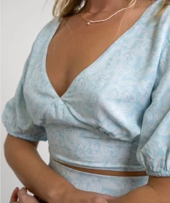 Rhythm Poolside Top In Sky New