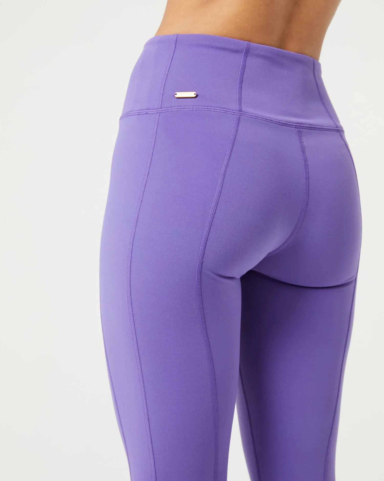 L*Space Chase Legging In Very Berry Activewear 5 L*Space Chase Legging In Very Berry Activewear