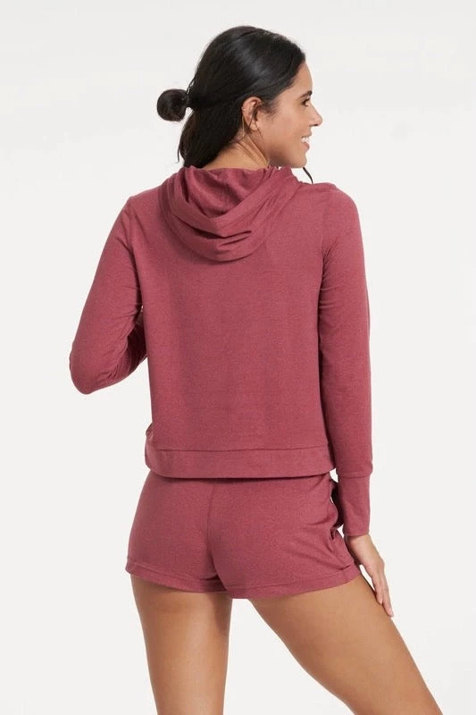 Vuori Clothing Vuori Essential Hoodie In Desert Rose New 4 Vuori Clothing Vuori Essential Hoodie In Desert Rose New