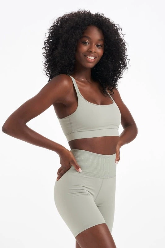 Vuori Clothing Activewear Vuori Mindset Bra In Eucalyptus 3 Vuori Clothing Activewear Vuori Mindset Bra In Eucalyptus