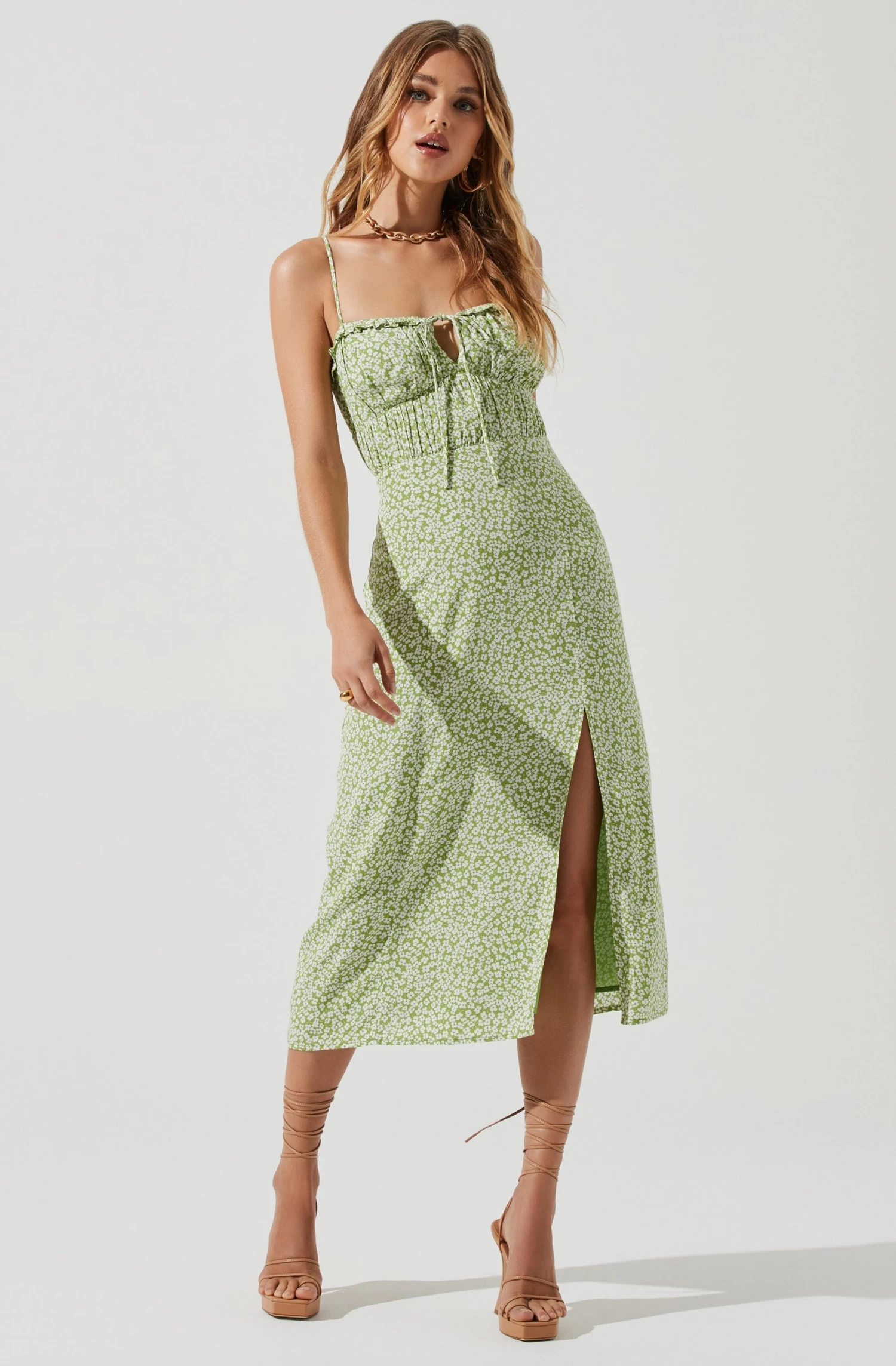 ASTR Avalee Dress In Green Ditsy 3 ASTR Avalee Dress In Green Ditsy