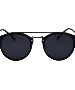 I-SEA Echo Canyon In Black/Smoke Clothing & Accessories