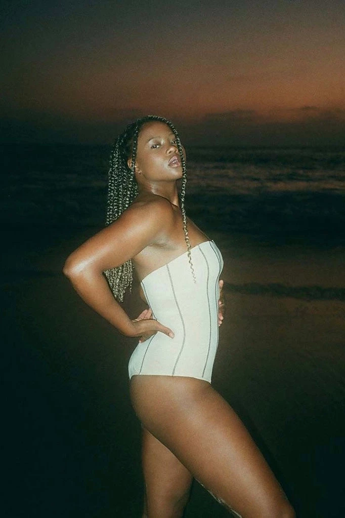 Banshee Swim Iz One Piece In Sand One Pieces 6 Banshee Swim Iz One Piece In Sand One Pieces